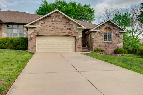 329 E Lafayette St, Springfield, MO, 65810-1831 | Card Image