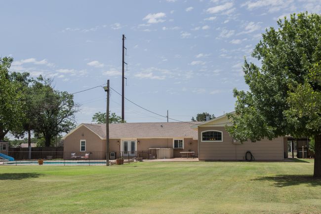 1308 W 24 Th St, House other with 4 bedrooms, 3 bathrooms and null parking in Plainview TX | Image 83
