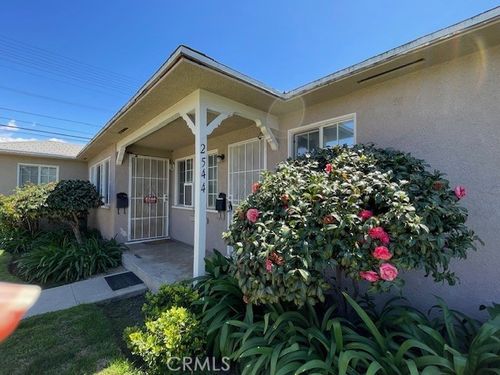 2542 N Brighton St, Burbank, CA, 91504-2613 | Card Image