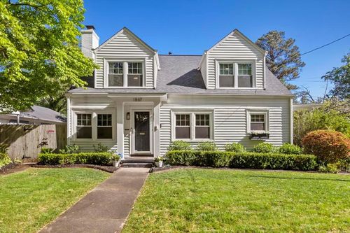 1867 Walker Ave, College Park, GA, 30337-1323 | Card Image