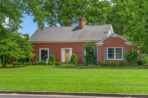 2802 Cox Mill Rd, Hopkinsville, KY, 42240-1572 | Card Image