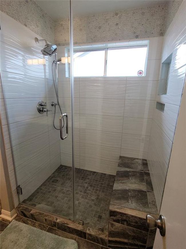 Primary bathroom | Image 12