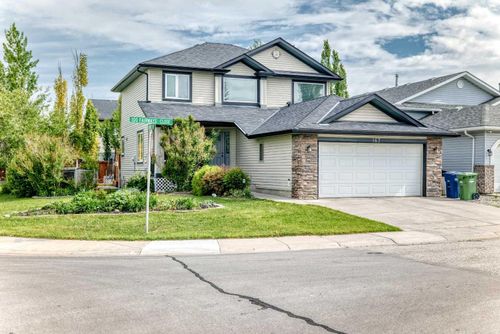 167 Fairways Close Nw, Airdrie, AB, T4B2P4 | Card Image