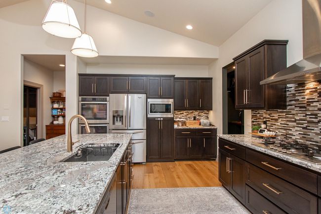 Kitchen | Image 17