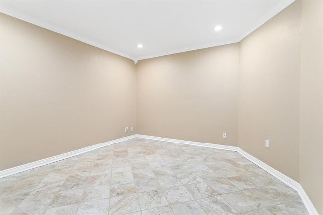 4859 Cleveland Ave, House other with 4 bedrooms, 3 bathrooms and 4 parking in Groves TX | Image 15