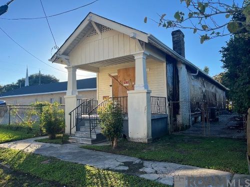 816 Lizardi Street, New Orleans, LA, 70117 | Card Image