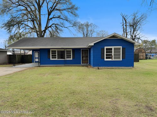 433 Reed Meadows Dr, Greenville, MS, 38701-7068 | Card Image