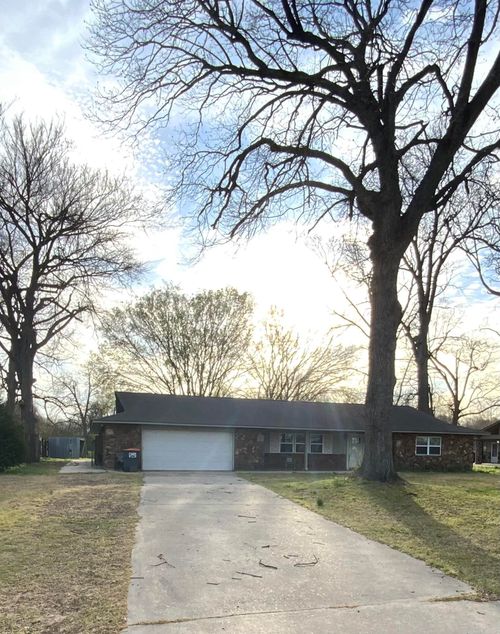 3006 Riverside Dr, Pine Bluff, AR, 71602-9004 | Card Image