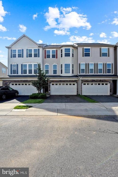 25082 Cypress Mill Ter, ALDIE, VA, 20105-3070 | Card Image
