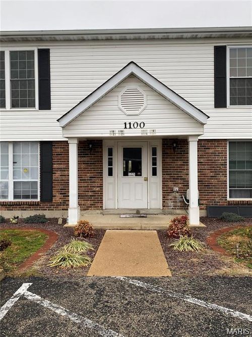 1102 Condo Dr, Rolla, MO, 65401-4650 | Card Image