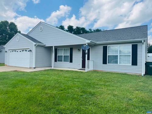 305 Greenwood Rd, Staunton, VA, 24401-1884 | Card Image