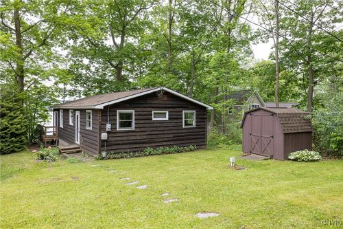 2350 Thornton Grv N, Skaneateles, NY, 13152-9711 | Card Image