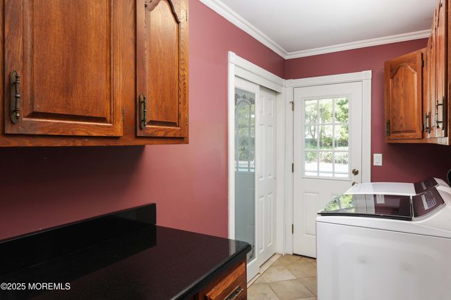 Laundry room + Coffee bar | Image 28