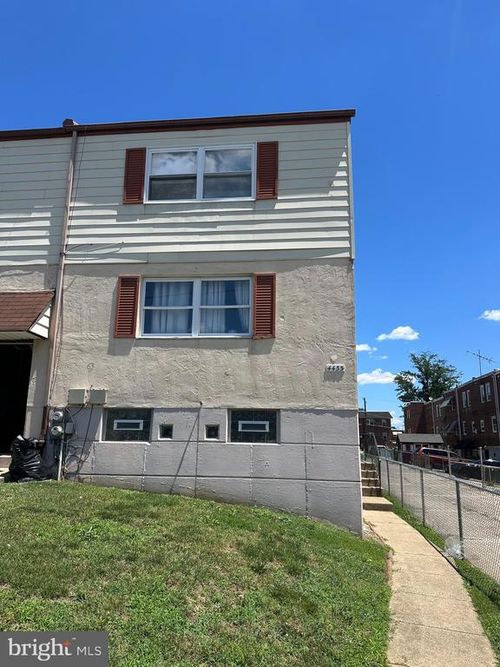 4433 Strahle St, PHILADELPHIA, PA, 19136-2422 | Card Image