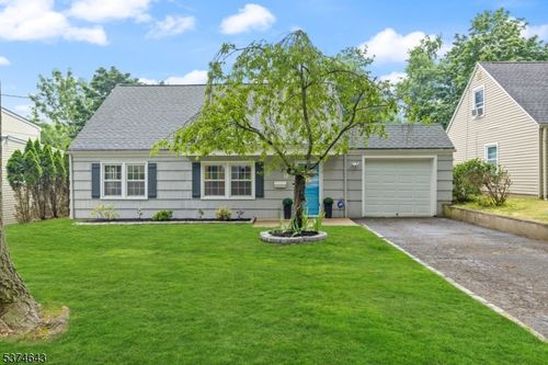 50 Nestro Rd, West Orange, NJ, 07052-2232 | Card Image