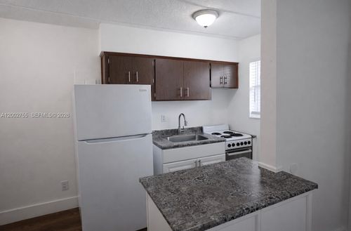 apt-5-1235 W 66th St, Hialeah, FL, 33012-6364 | Card Image