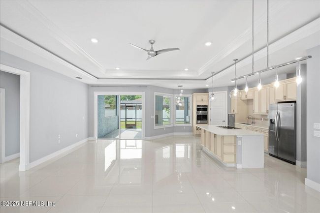 open concept living | Image 10