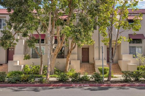 31 E Court Ln, Foster City, CA, 94404-2135 | Card Image