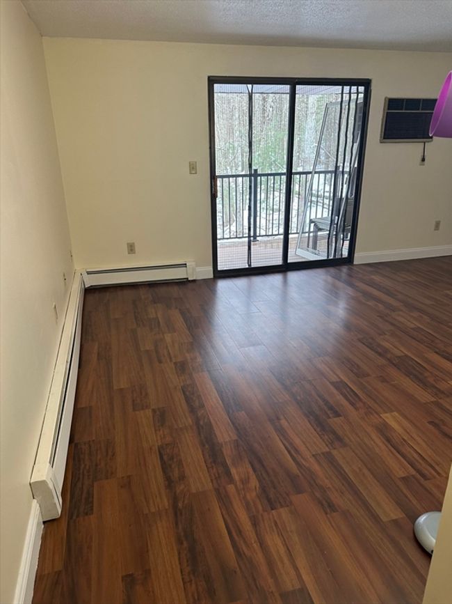 UNIT-6 - 1700 Skyline Dr, Condo with 2 bedrooms, 1 bathrooms and 2 parking in Lowell MA | Image 9
