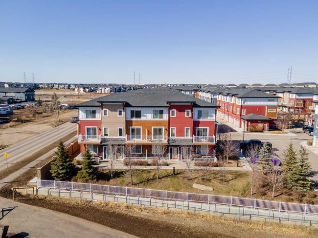 35 - 111 Rainbow Falls Gate, Townhouse with 3 bedrooms, 3 bathrooms and 2 parking in Chestermere AB | Image 36