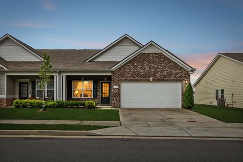 932 Millstream Dr, Nashville, TN, 37218-8801 | Card Image