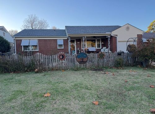 564 S Sandusky Ave, Tulsa, OK, 74112-4128 | Card Image