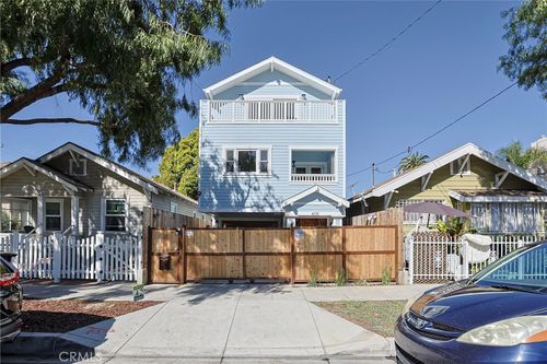 605 W 4th St, Long Beach, CA, 90802-2104 | Card Image