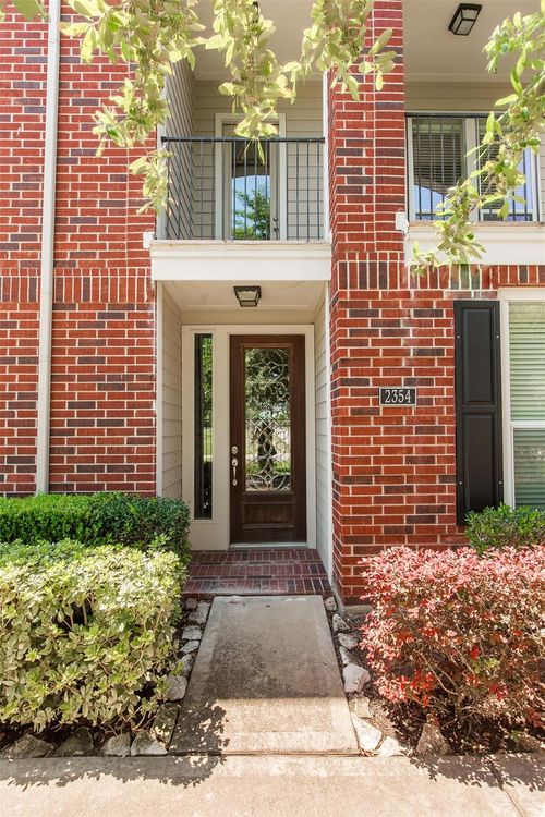 2354 Bastrop St, Houston, TX, 77004-1402 | Card Image