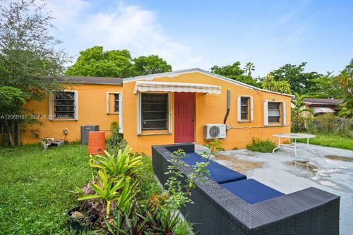 1-12547 Ne 4th Ave, North Miami, FL, 33161-4644 | Card Image