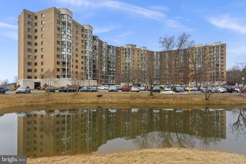 1-705-15101 Interlachen Dr, SILVER SPRING, MD, 20906-5601 | Card Image