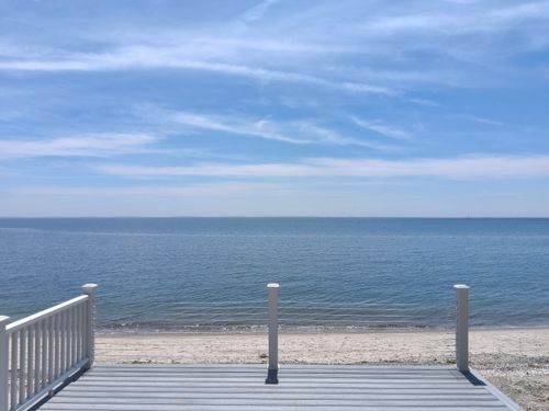 43 Melba St, Milford, CT, 06460-7438 | Card Image