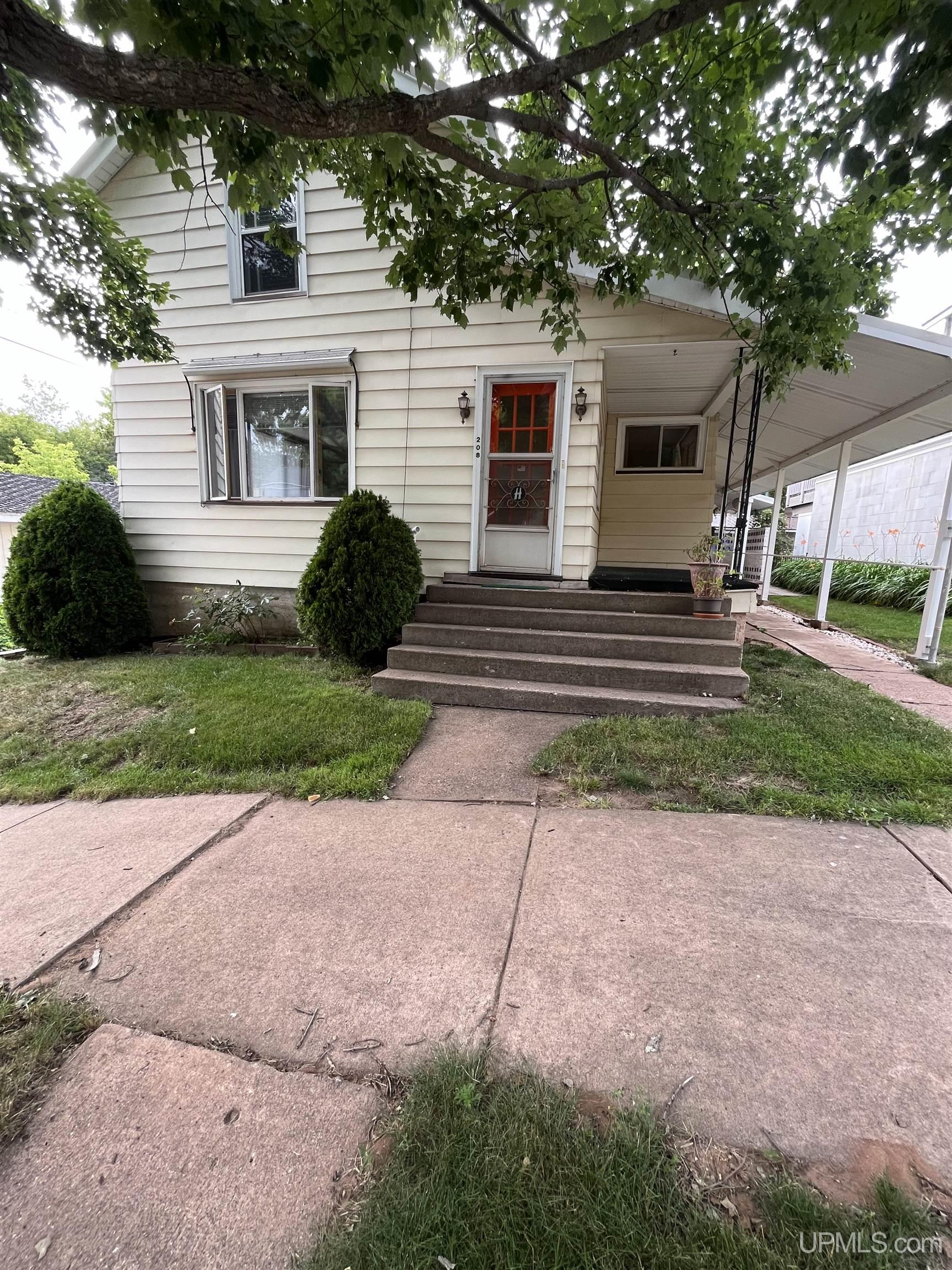 High St, Ishpeming, MI 49849