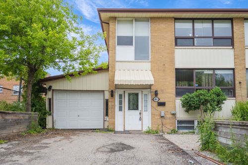 61 Clarence St, Brampton, ON, L6W1S4 | Card Image