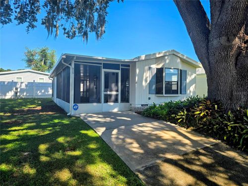 615 Ne Cottage Park Ln, LEESBURG, FL, 34748 | Card Image