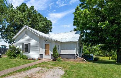 270 Peterson Avenue, House other with 2 bedrooms, 2 bathrooms and null parking in Auburn KY | Image 3