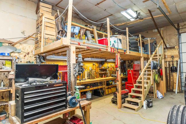 Loft in 60x28 shop | Image 52
