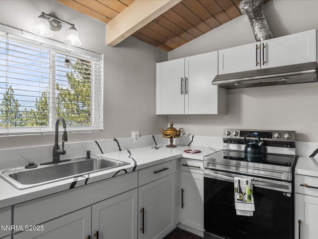 699 Lakeview Dr, House other with 3 bedrooms, 2 bathrooms and 2 parking in Zephyr Cove NV | Image 12