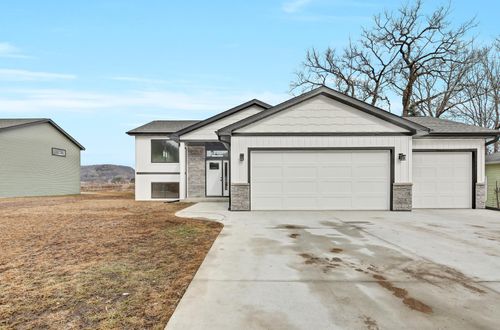 120 Coulee Way, Wabasha, MN, 55981-9640 | Card Image