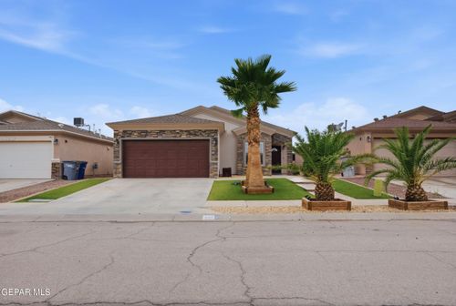 3709 Loma Esteban Dr, El Paso, TX, 79938-1239 | Card Image