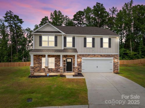3891 Cullen Meadows Dr, Davidson, NC, 28036-9627 | Card Image