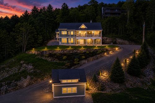 194 Chestnut Dr, Gilford, NH, 03249-7415 | Card Image