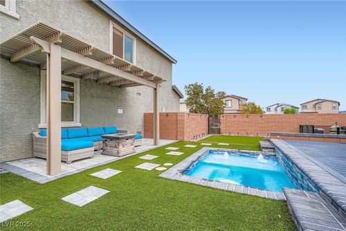 1009 Bluebell Brook St, Henderson, NV, 89052-4538 | Card Image