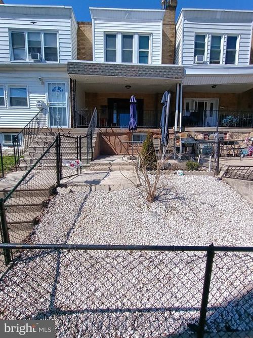 7327 Dicks Ave, PHILADELPHIA, PA, 19153-2223 | Card Image