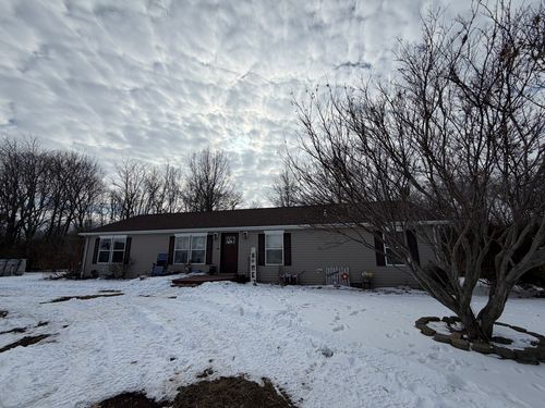 416 N White Oak St, Camargo, IL, 61919-3573 | Card Image