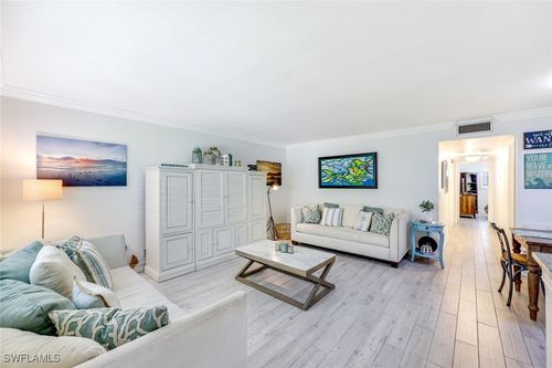 apt-117-766 Central Ave, NAPLES, FL, 34102-6044 | Card Image