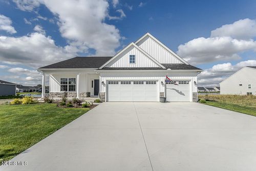 3701 Sanibel Dr, Sylvania, OH, 43560-8646 | Card Image