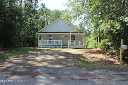 3413 Bream St, Gautier, MS, 39553-6425 | Card Image