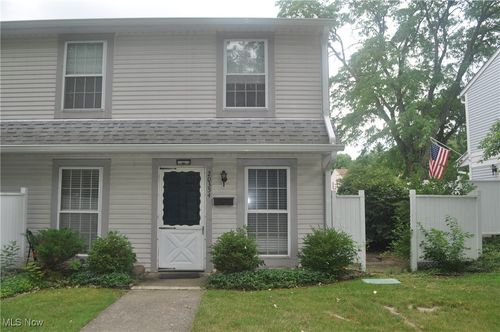 201a-20354 Williamsburg Court, Middleburg Heights, OH, 44130 | Card Image