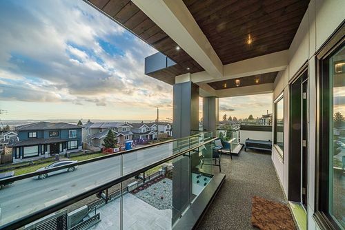 5655 Portland St, Burnaby, BC, V5J2R7 | Card Image