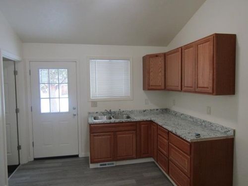 317 E Williams St, Owosso, MI, 48867-2364 | Card Image